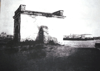 Иртышские ворота. Слева Ильинская церковь, справа Казачий Никольский собор и Кадетский корпус (фото начала ХХ века)